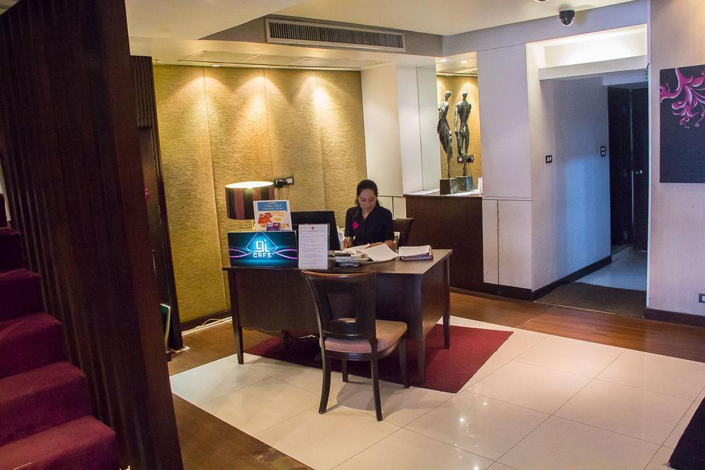 Grand Inn Hotel Bangkok Exterior foto